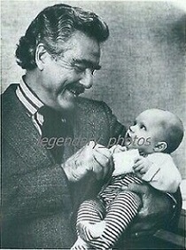 Mac with Amanda (Laura Burgio)