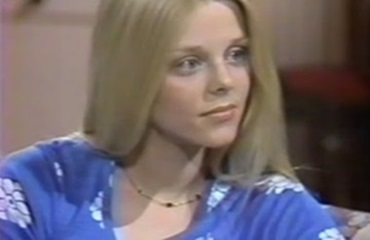 Ariana Muenker as Marianne